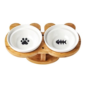 Soporte para Comida de Mascotas de Bambú Ecológico Ajustable en Altura, Combinable con Todo Tipo de Platos para Gatos, Sirve como Mesa de Comedor para Mascotas - Product Image 1