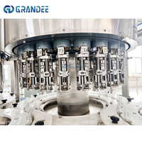Machine de remplissage et d'embouteillage rotative monobloc entièrement automatique à grande vitesse 15000 BPH pour alcool et vin, à vendre