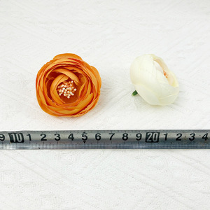 Flores de Camelia de Seda de 5.5 cm de Diámetro para Decoración de Bodas, Decoración del Hogar, Accesorios para Coronas - Product Image 4