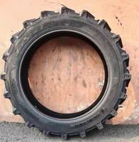 Catalogue de pneus Advance pour tracteurs agricoles 10/75-15.3 11.2-24 11.2-28 Caoutchouc naturel Malaisie Thaïlande Garantie de 2 ans