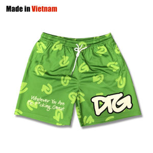 Short de basket respirant en maille pour sports de plein air pour jeunes hommes avec techniques imprimées par logo sublimé - Product Image 1