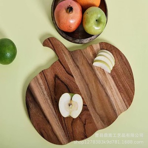 Planche à découper en forme de citrouille en bois avec poignée pour la cuisine, plateau de service décoratif pour Halloween - Product Image 2