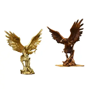 Amerikanisches Zuhause moderne Kunst Harz Hawk-Figur Handwerk Dekorationen exquisites Gold Harz Tier Adler-Skulptur-Modell