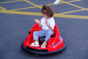 Voiture tamponneuse télécommandée pour usage domestique, scolaire et en parc d'attractions, pour hommes et femmes, intérieur/extérieur, en PVC - Product Image 5