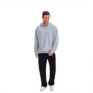 Sweat-shirt à capuche gris pour homme, coupe classique, en molleton, couleur unie, pour l'automne - Product Image 2