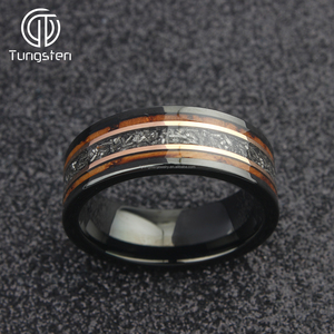 8Mm <span class=keywords><strong>Tungsten</strong></span> Carbide Vòng Cho Nam Giới Đen Phẳng Rose <span class=keywords><strong>Gold</strong></span> Với Whiskey Thùng Gỗ Thiên Thạch <span class=keywords><strong>Inlay</strong></span> Hợp Thời Trang Mens Đồ Trang Sức - Product Image 4
