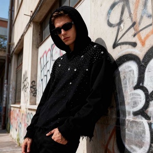 Novedad 2026 Sudadera con capucha corta de poliéster personalizable, con degradado y pedrería, negro liso, estilo streetwear Y2K, dobladillo deshilachado, oversize, bordado 3D - Product Image 3