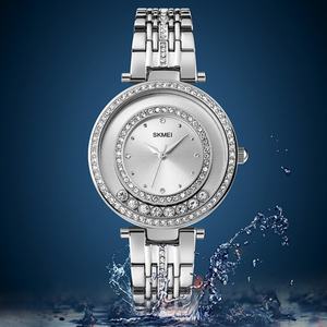 Montre de luxe pour femmes d'affaires Skmei 1740, verre exquis, incrustation de diamants d'eau, perle roulante créative, pointeur à quartz de loisirs - Product Image 6