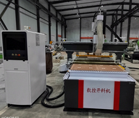 Máquina Fresadora CNC de 3 Ejes Personalizable 1025 1328 Atc Cnc Router Guan Diao para Muebles de Madera