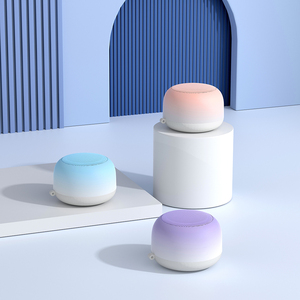 ลำโพงปาร์ตี้ดีไซน์ใหม่จากโรงงาน OEM รองรับ BT 5.3 เปลี่ยนสีได้แบบไล่ระดับ กำลังขับ 5 วัตต์ รองรับ TWS โทรแบบแฮนด์ฟรี มีไฟกลางคืน เหมาะสำหรับเป็นของขวัญ - Product Image 6