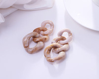 Boucles d'oreilles pendantes en résine acrylique avec chaîne à maillons couleur écaille de tortue, style exagéré et tendance, imprimé léopard pour femmes