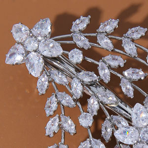 Заколка для волос с цветами - Product Image 5