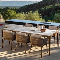 Ensemble de mobilier de patio extérieur en teck massif et rotin, table et chaises pour maisons d'hôtes, terrasses d'hôtels, villas, jardins en plein air, style américain