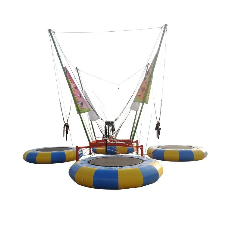 Parco di divertimenti 4 persone in 1 portatile rimorchio montato bungee jumping trampolino prezzo