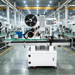 Machine d'étiquetage automatique à écran tactile PLC à moteur, haute productivité, pour l'emballage de cartons, sacs et caisses, large gamme d'applications - Product Image 1