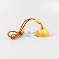 Fournisseur RUIPACK Flacon de parfum pour voiture en verre de 6 ml Diffuseur de parfum pour voiture avec couvercle en bois et lien Décoration de voiture
