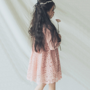 Nouvelle Collection : Robe Rose en Dentelle pour Filles Chinoises – Vêtements de Fête pour Enfants – Vente en Gros en Ligne - Product Image 3