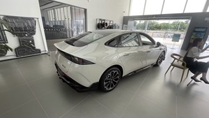 Auto Usado 2025, Chery Fulwin A9 Sedán, Volante a la Izquierda, Listo para Usar, Calidad Confiable, Inventario de Fábrica - Product Image 5