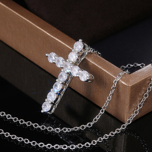 Collana con ciondolo geometrico per donna, gioielli semplici e alla moda, regalo per l'uso quotidiano - Product Image 1