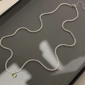 Collana con Ciondolo in Pietra Verde per Donne, Catena con Grappolo di Stelle, Gioiello di Moda Quotidiana - Product Image 3
