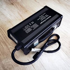 เครื่องชาร์จอัจฉริยะระบบอัตโนมัติเต็มรูปแบบ DC 88.2V 13A 1200W สำหรับ72V SLA/agm/VRLA/แบตเตอรี่ตะกั่วกรดเจลพร้อม PFC - Product Image 4
