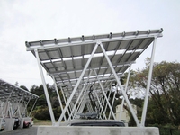 Structure de carport photovoltaïque en aluminium à 15 panneaux sur mesure, montage rapide, abri de stationnement au sol