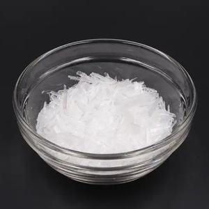 Menthol cristallisé pur à 99 % de qualité supérieure, prix de gros, extrait végétal, CAS 89-78-1, poudre de menthol cristallisé pour cosmétiques/aliments, sensation de fraîcheur - Product Image 1