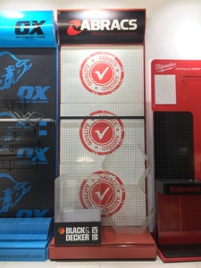 Soporte de exhibición de promoción de herramienta eléctrica de hardware de acero con agujero redondo de impresión de marca recubierta de polvo de gama alta con organizador pequeño - Product Image 2