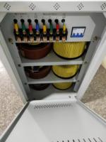 Régulateur de tension automatique triphasé (AVR) 220V 380V CA, 10kVA, 20kVA, 30kVA, 50kVA, 100kVA, directement de l'usine