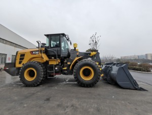 รถตักดิน XC958 ขนาด 5.5 ตัน พร้อมบุ้งกี๋ตักหิน เหมาะสำหรับการขนส่งทรายและกรวด - Product Image 4