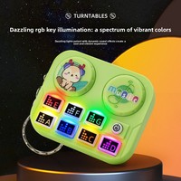 Mini tourne-disque DJ lumineux en plastique de dessin animé, machine de jeu électronique créative anti-stress, porte-clés, breloque pour sac d'école, cadeau