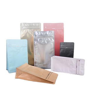 Custom Printed Packaging with High-Quality Graphics for Retail Products
