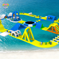 Parc aquatique gonflable en PVC commercial pour enfants - Utilisation intérieure/extérieure dans les parcs d'attractions et les écoles