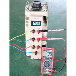 Trasformatore Variabile Manuale Trifase 3KVA 6KVA 9KVA 12KVA 380V 400V 415V 430V <span class=keywords><strong>Step</strong></span>-up <span class=keywords><strong>Step</strong></span>-<span class=keywords><strong>down</strong></span> di Alta Qualità - Product Image 3