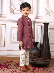 Conjunto de Kurta y Pijama Bordado Color Granate para Niños, Ropa Étnica Tradicional para Niños, Traje Festivo para Bodas y Fiestas, Mezcla de Algodón Cómoda - Product Image 3