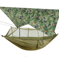 Langlebige Fallschirm-Nylon-Hängematte für zwei Personen, Camping-Hängematte mit verstärkten Baumgurten für Freizeit und Reisen im Freien.