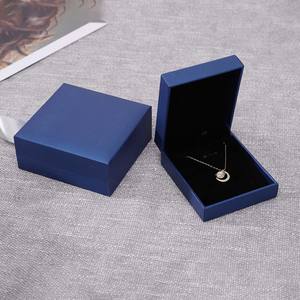 Boîte à collier haut de gamme, boîte à bijoux rigide à charnière, boîte cadeau avec insert en velours, estampage à chaud, logo personnalisé, fourniture directe d'usine - Product Image 2