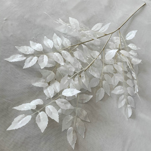 Fleurs artificielles multicolores - Blanc crème pour la décoration de mariage - Product Image 5