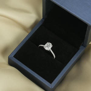 Anillo de Compromiso de Lujo Personalizado de Plata 925 con Moissanita de 2 Quilates, Corte Ovalado, D VVS, para Bodas y Fiestas, con Engaste de Puntas - Product Image 5