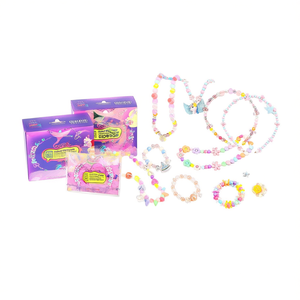 Kit de Abalorios para Niños Guzzie, Set de Fabricación de Joyería con Flores de Plástico, Empaquetado en Caja de Color - Product Image 1