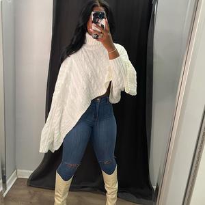 เสื้อสเวตเตอร์ผู้หญิงแฟชั่นคอสูงสีพื้นทรงหลวมแบบสั้น - Product Image 5