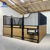 Panneaux de box pour écuries de chevaux en acier galvanisé durable pour ranchs équestres professionnels CE