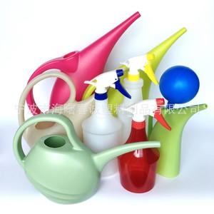 Arrosoir Chuncheng 750 ml, 2 L, 1 L en plastique à long bec pour l'entretien des plantes de jardinage - Product Image 2