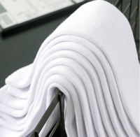 Vente en gros de chaussettes de compression côtelées de football Chaussettes de sport blanches unisexes Chaussettes hautes épaisses en coton