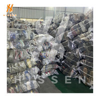 Stock USA : Lot de chaussures de marque d'occasion internationales
