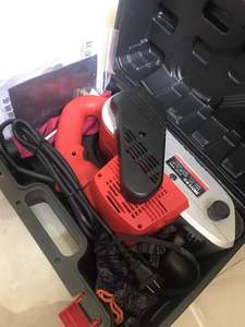 800W électricité nouvelle mini <span class=keywords><strong>ponceuse</strong></span> <span class=keywords><strong>à</strong></span> <span class=keywords><strong>bande</strong></span> en métal <span class=keywords><strong>à</strong></span> vitesse variable avec 5 papiers abrasifs - Product Image 2