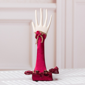 Soporte Exhibidor de Joyas Maniquí Reina con Vestido Rojo de Fiesta para Collares y Aretes - Product Image 6