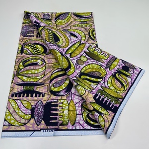 Tissu imprimé en wax africain GRAND Wax Dutch en coton biologique 100% de 6 yards, idéal pour la confection de vêtements et de chemises tissées - Vente en gros - Product Image 3