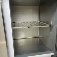 Réfrigérateur vertical commercial sur mesure à six portes en acier inoxydable pour la restauration, les restaurants et les hôtels