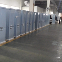 Réfrigérateur rétro à double porte 136L en gros avec réfrigération supérieure et congélation inférieure Réfrigérateur à deux portes pour la maison